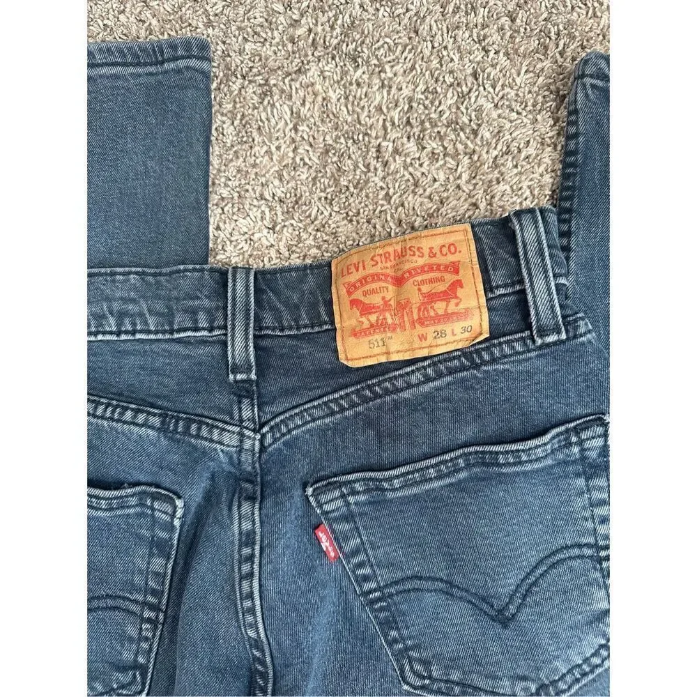 levi’s 511 denim jeans men’s size W28 L30 dark wash straight leg fit
